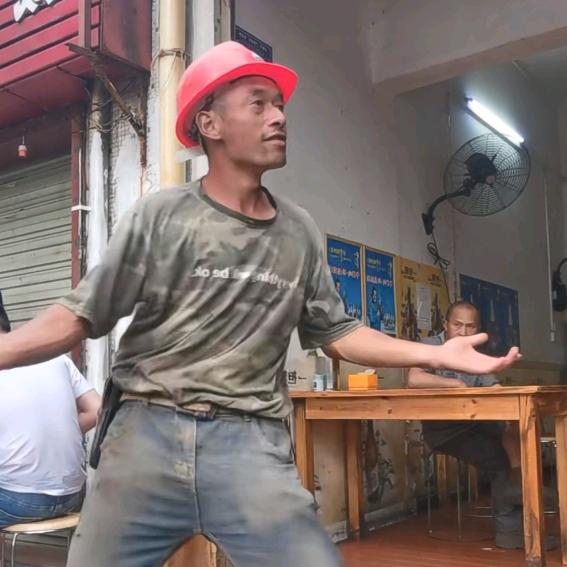 架子工刘望平@抖音