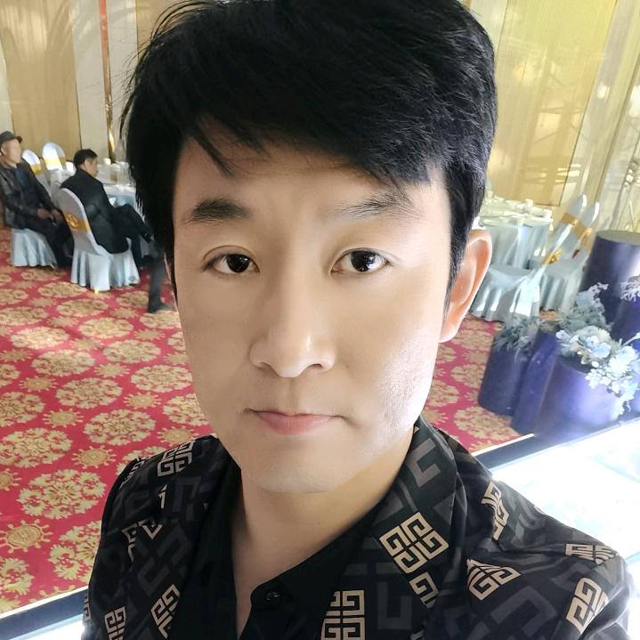 龍腾虎跃