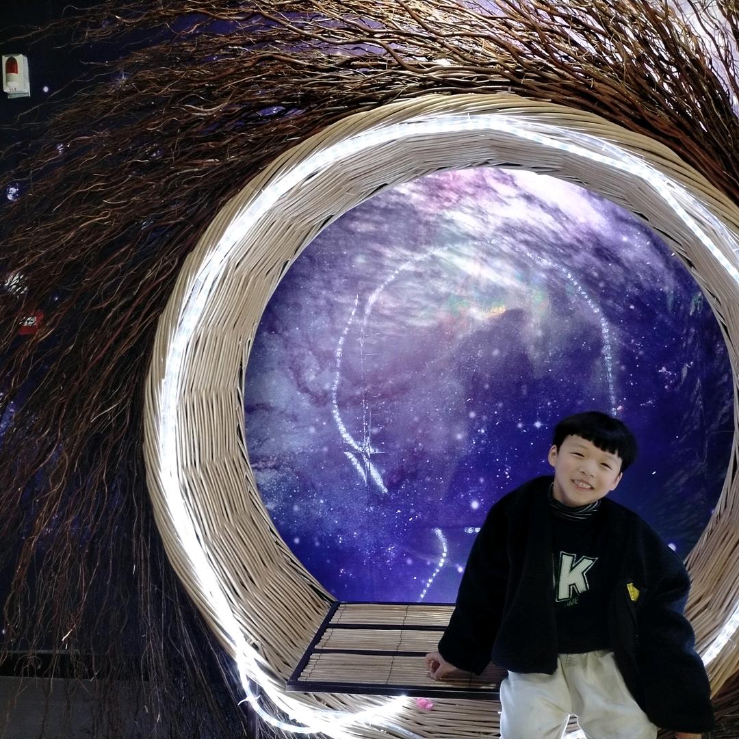 嗯…………………