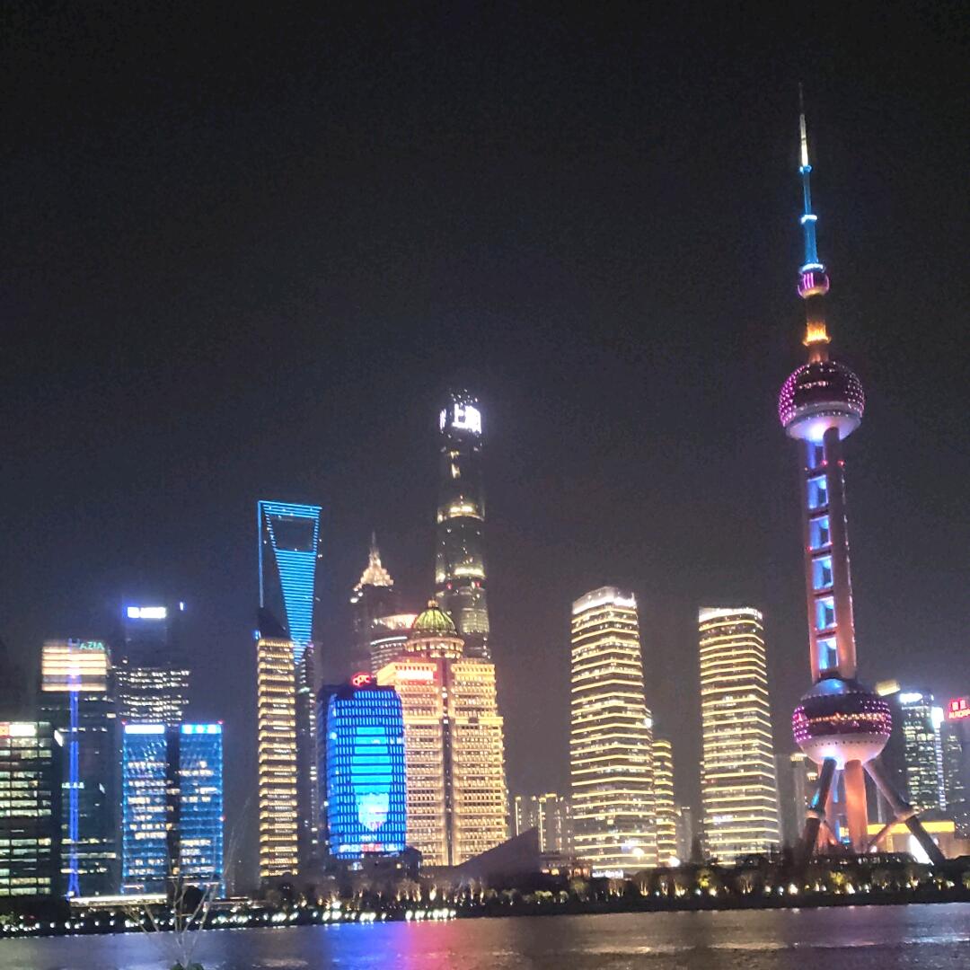 大弯小哥哥