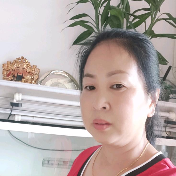 龚和英