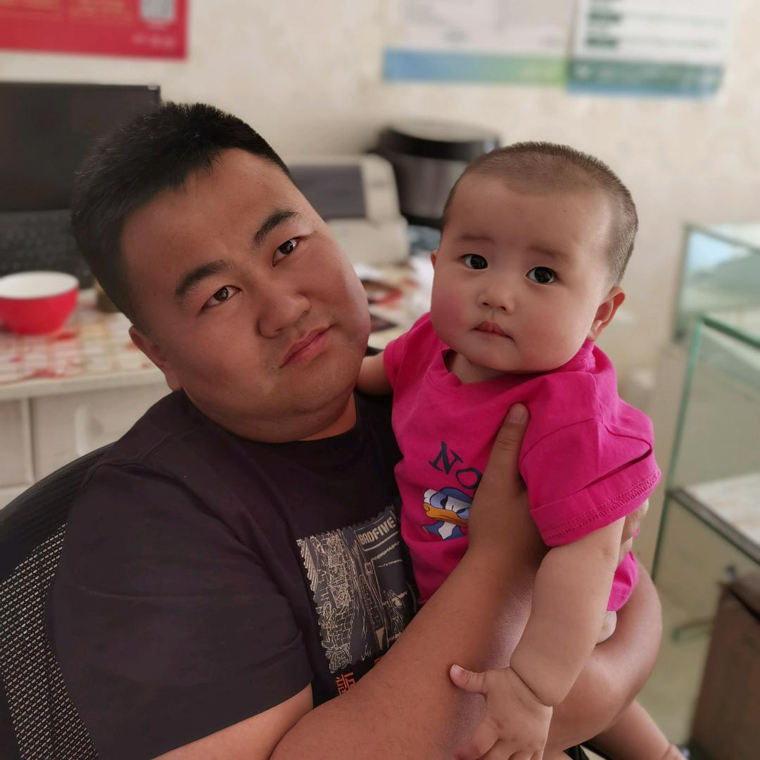 杨佳霖