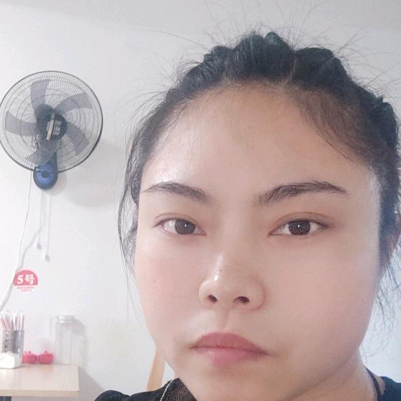 辉辉姐