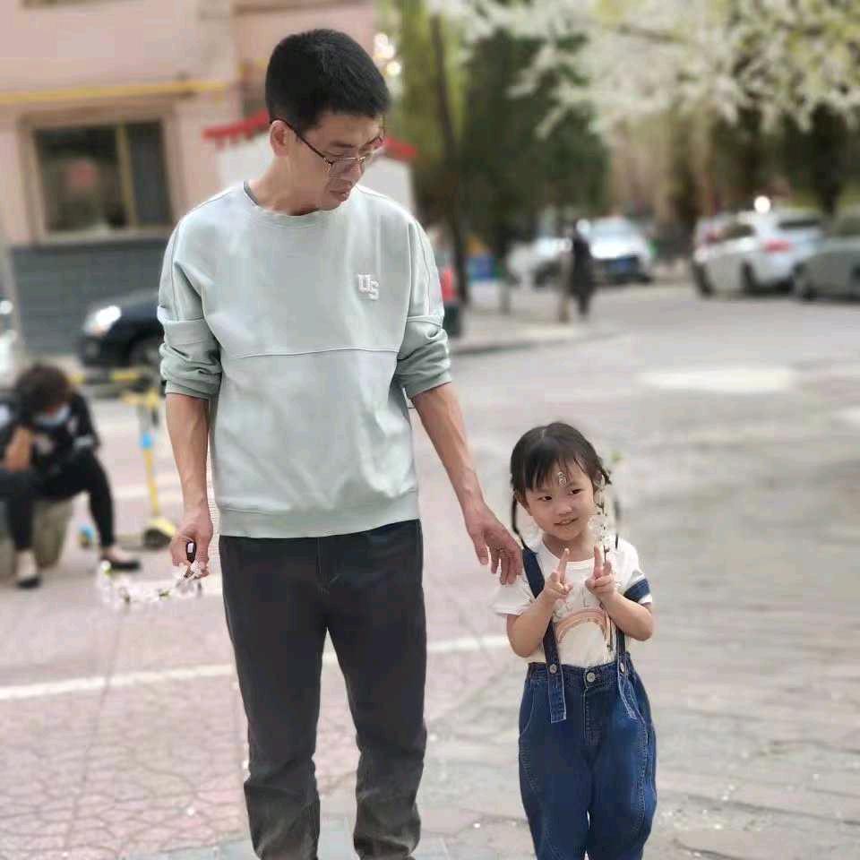 十月爸爸