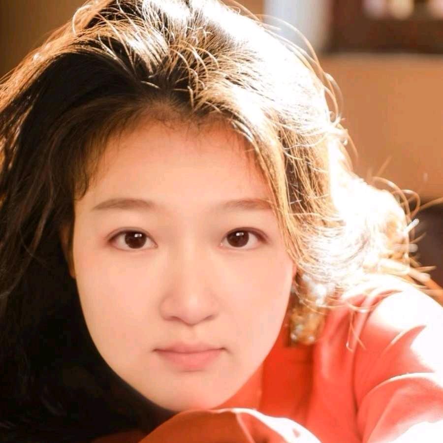 Chen  璇