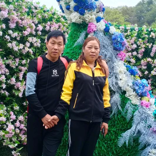 卢园广场石高彩绘