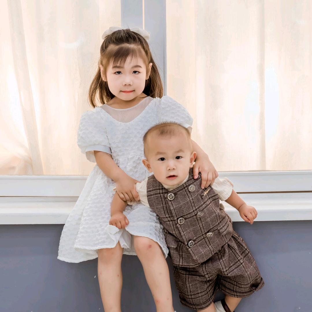 入目无他人，四下皆是你