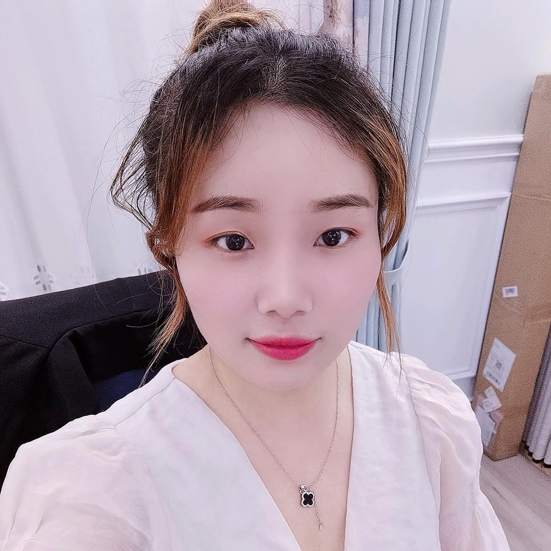 萍萍小姐姐