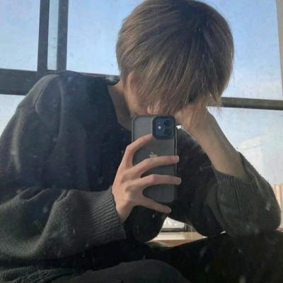 江小白.