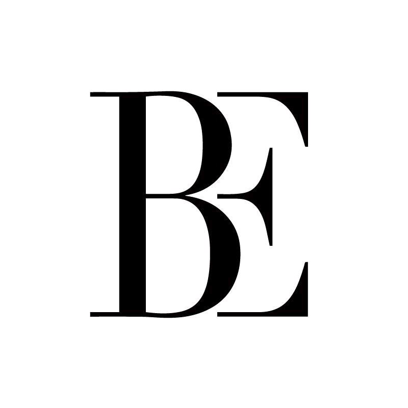 BE范德安泳装