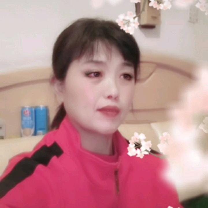 华