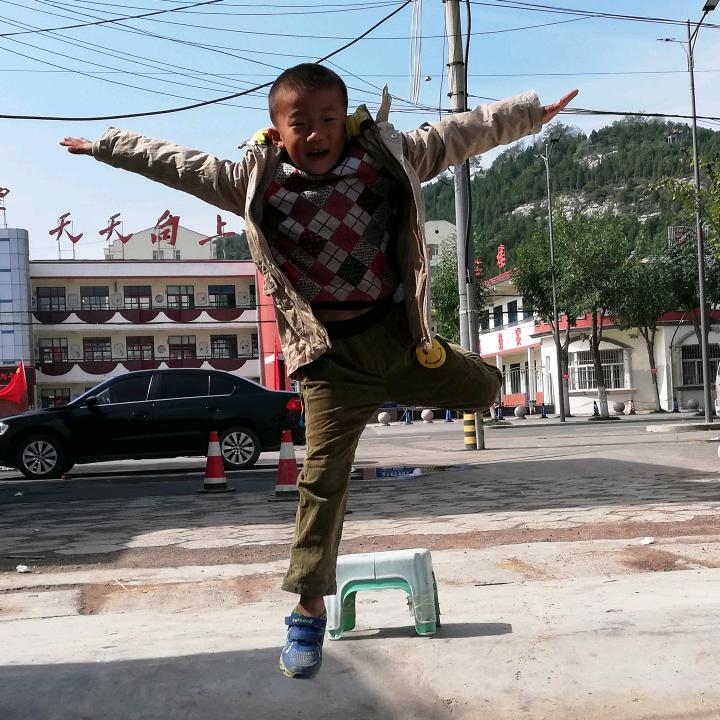 张江波