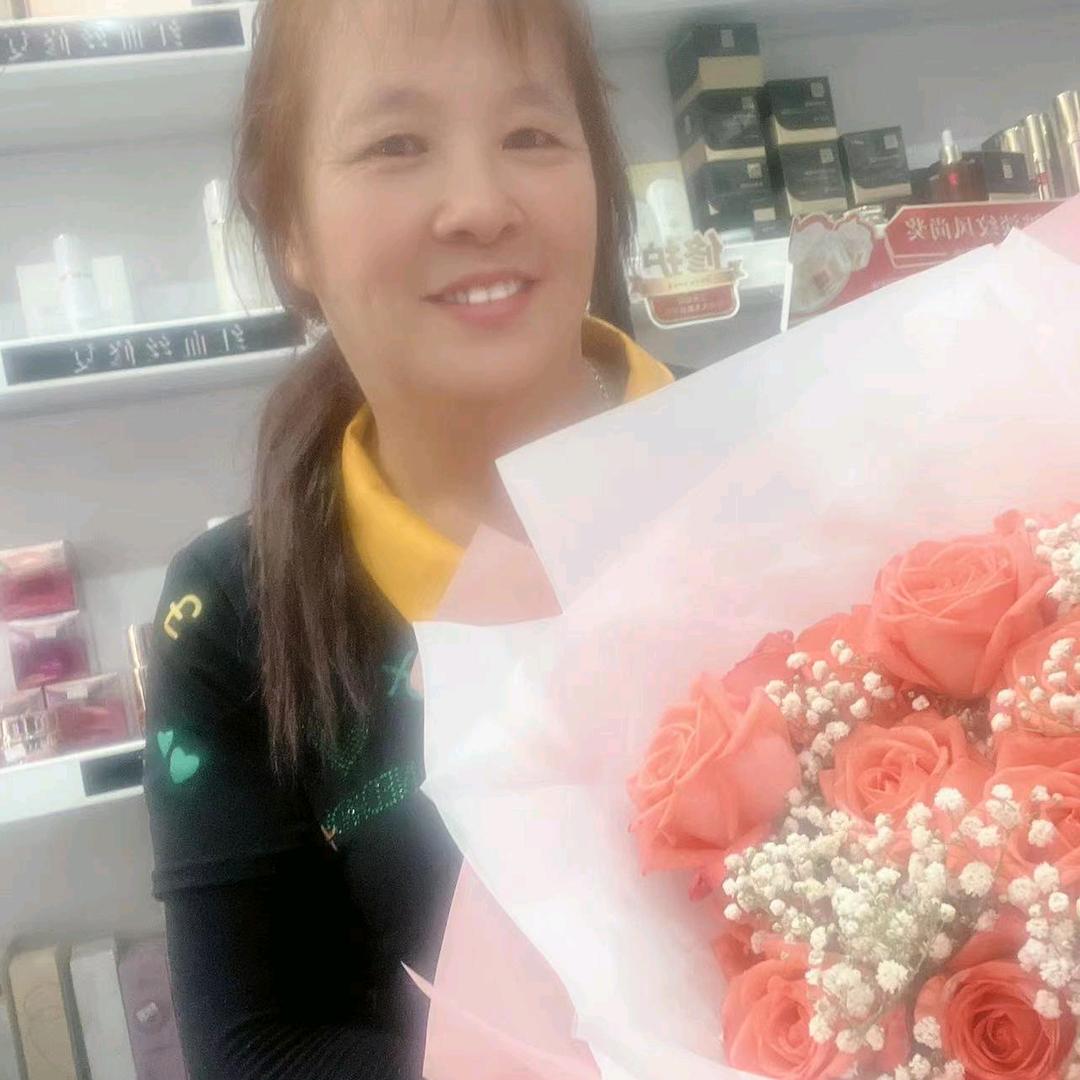 川妹渝媳的蒋姐农村人，希望大家喜欢！