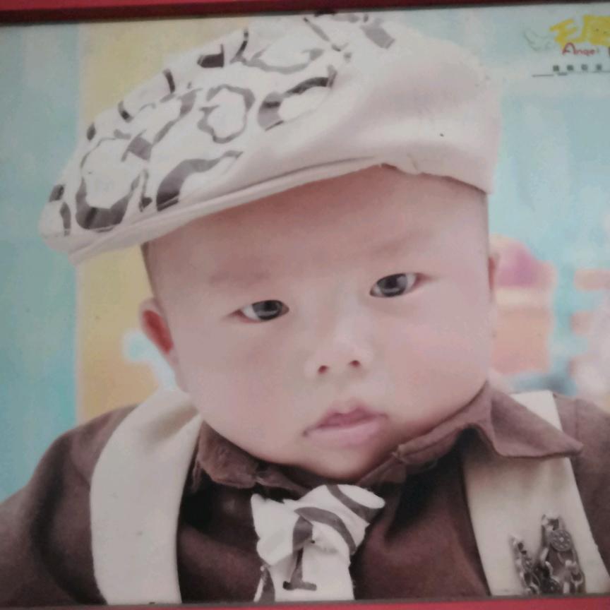 亦恩爷爷头像
