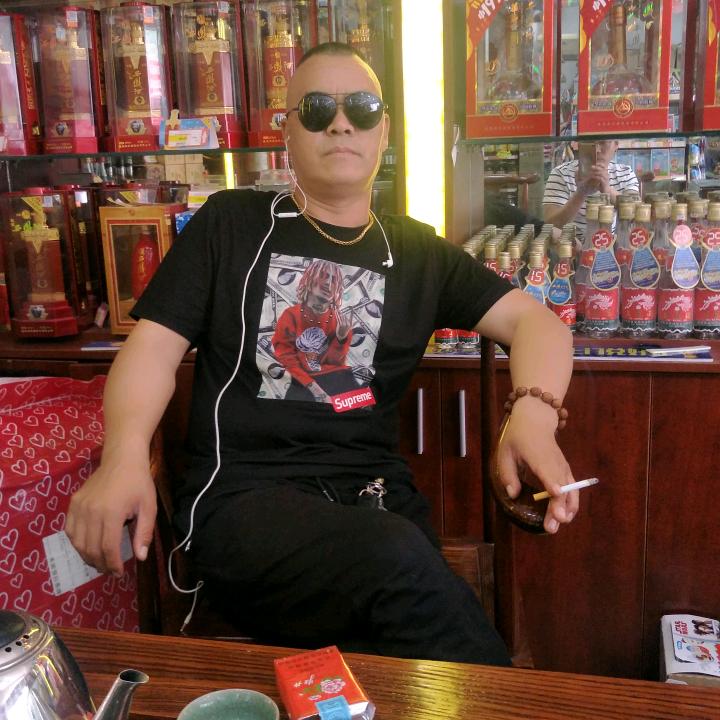 中华美礼炮婚庆车李军
