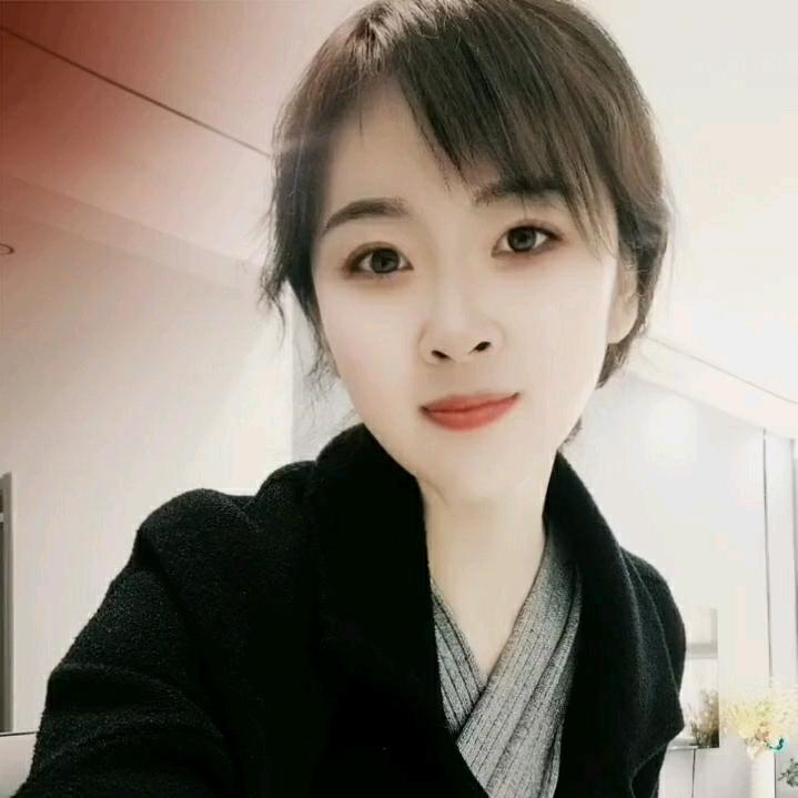 蓓蕾初绽