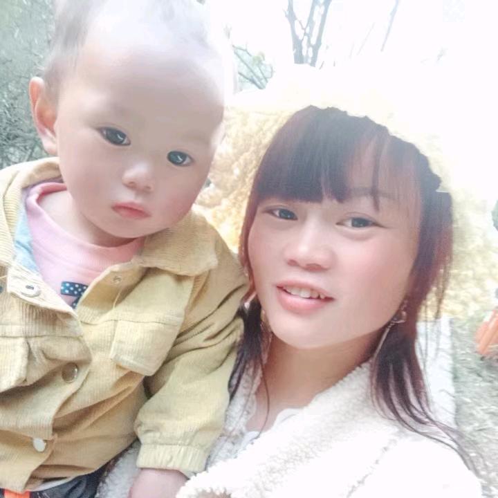 收废品的小姐姐( ՞ټ՞)