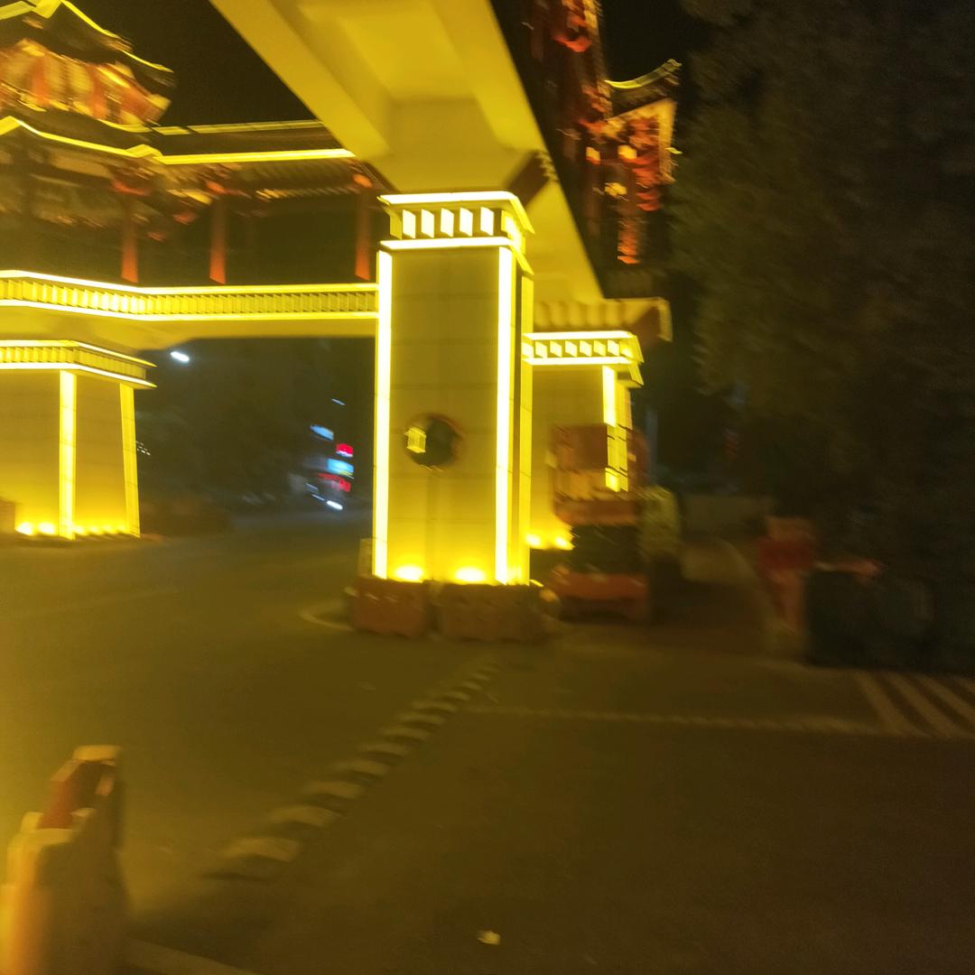 满哥