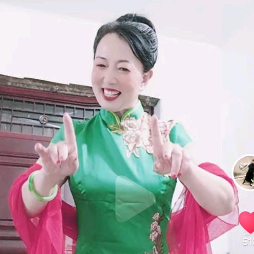 有点傻