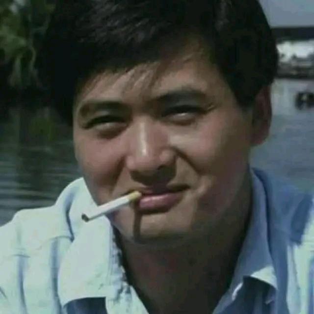 李亮