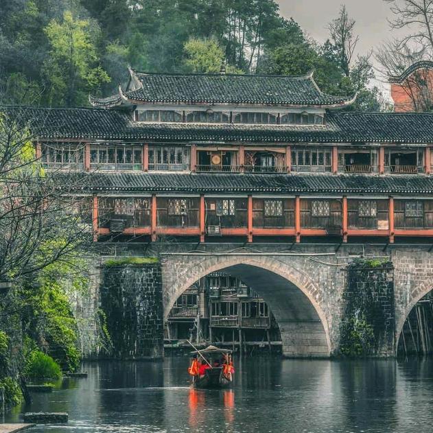 雅黛丽吾悅店