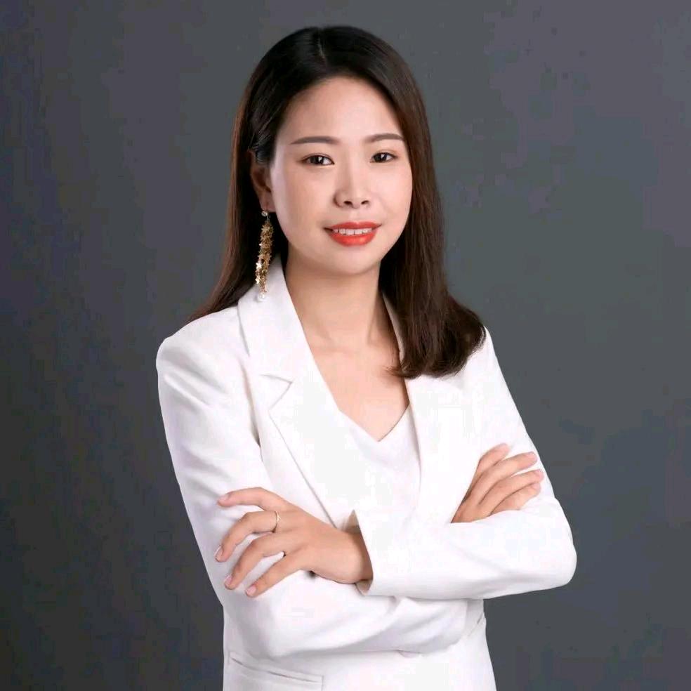 女人慧爱