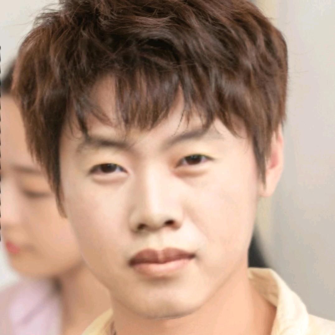 同舟共济，一目千钧。