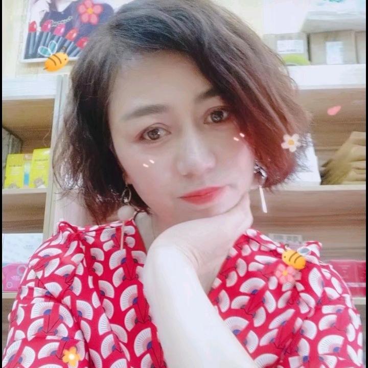 临汾绿叶超市产品招商轻抗衰（小李）