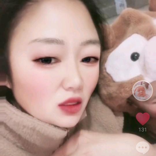 王小妹.