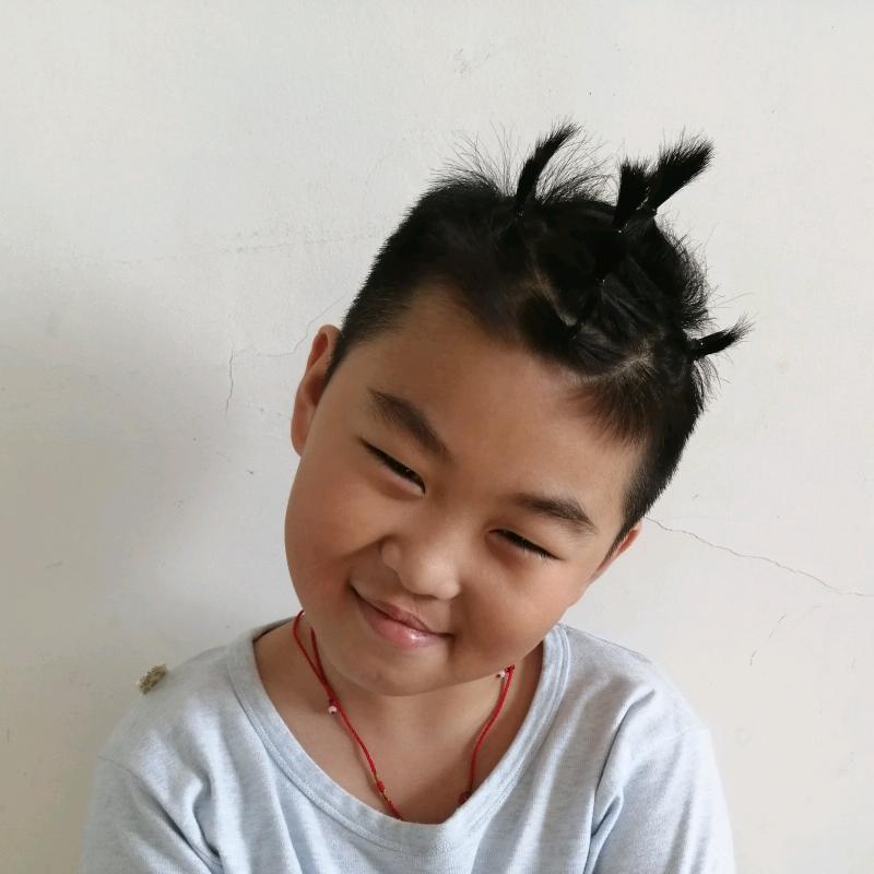 磊哥的额娘
