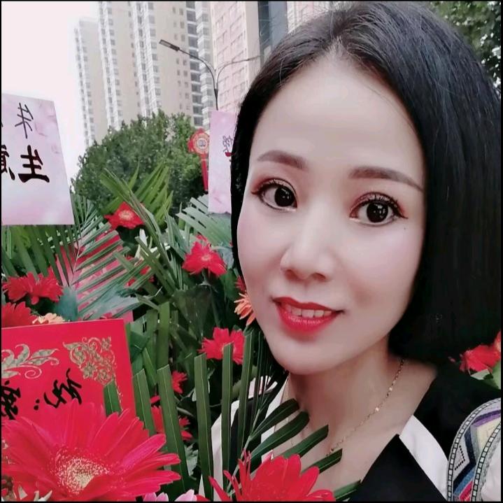 明天会更好女王
