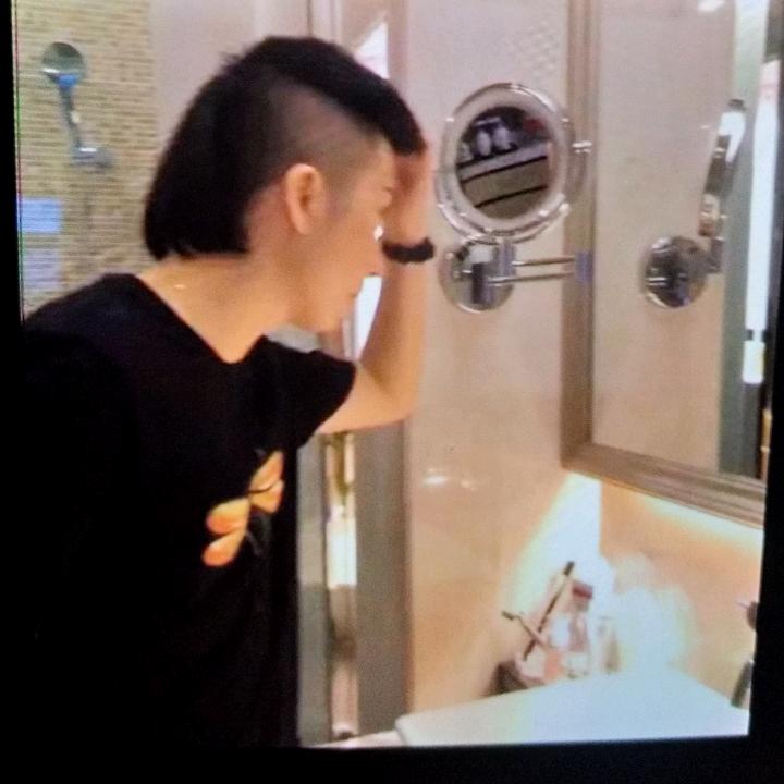 ღ᭄ꦿ周     先    生  এ