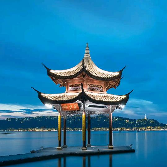 海阔♞天空