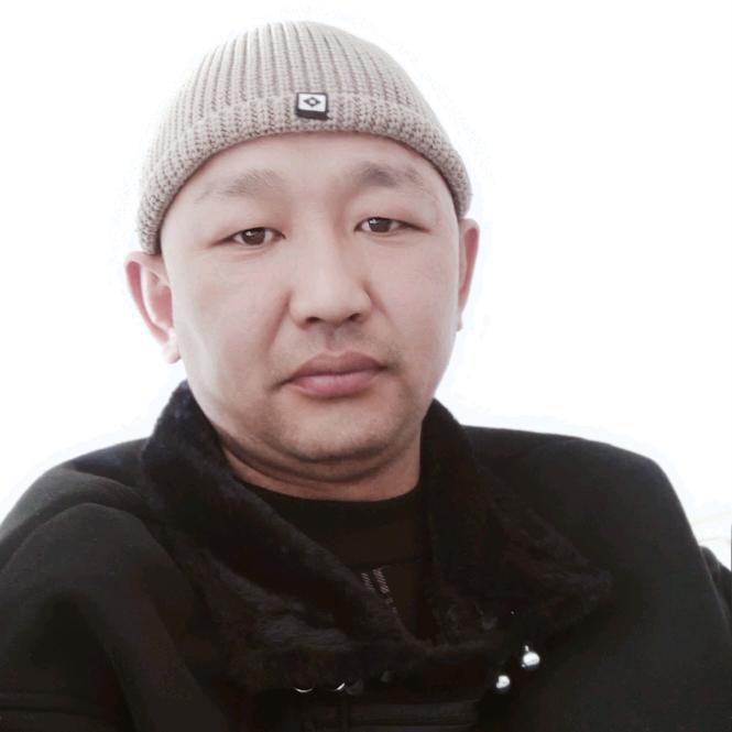 敖特根巴雅尔（农牧）