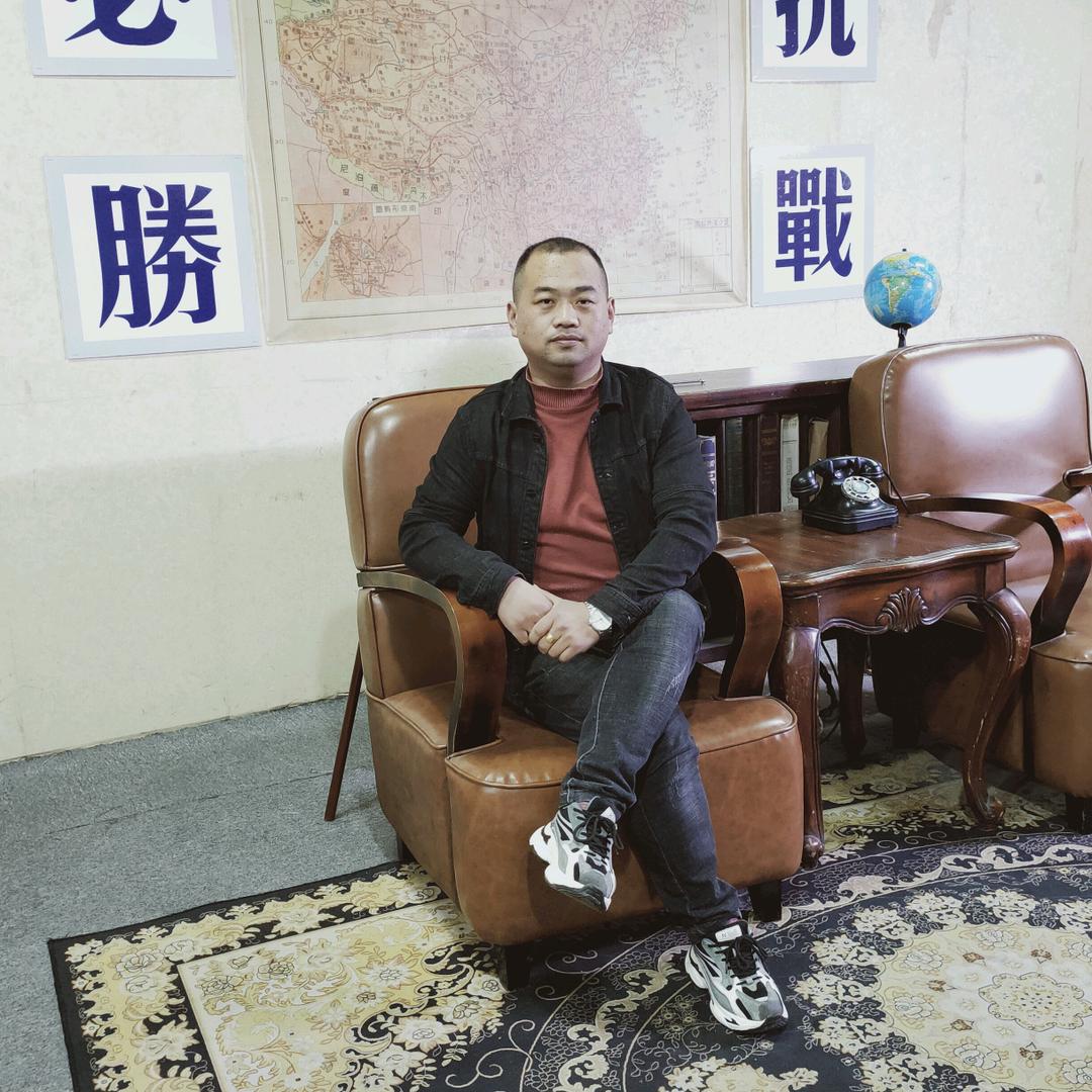 爱钓鱼的《小王》