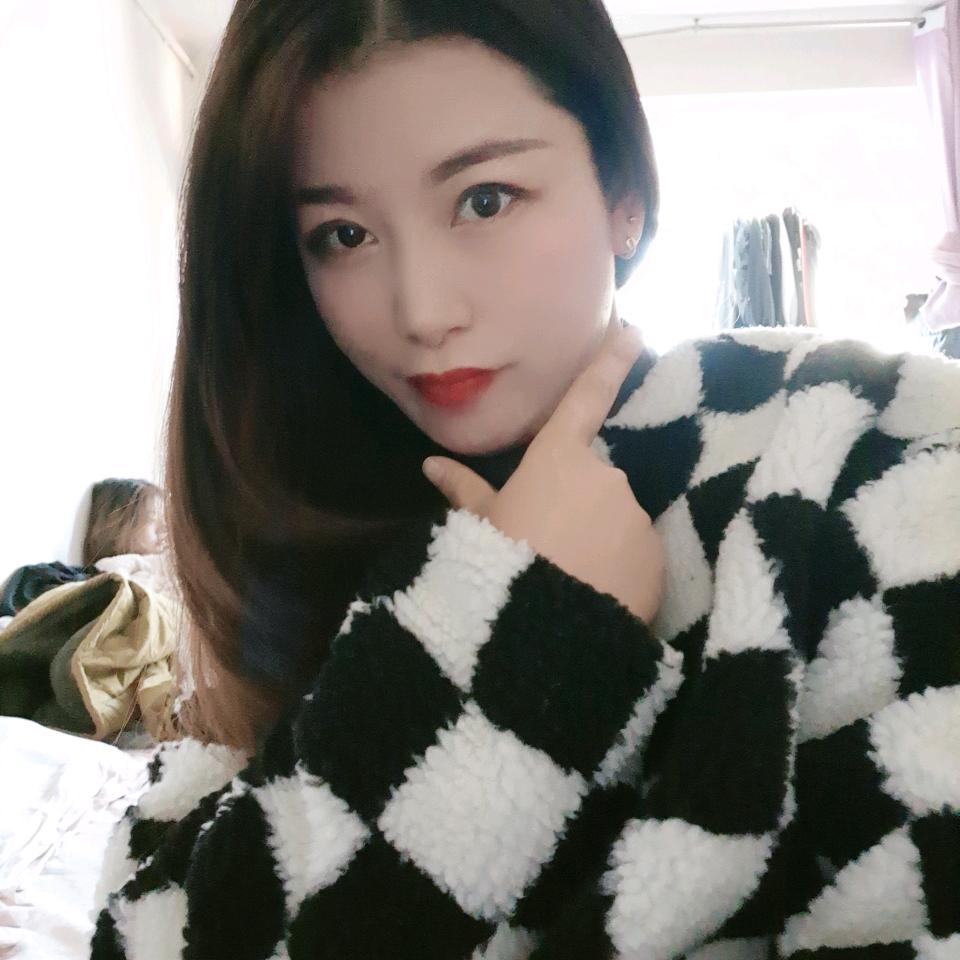 静静o>_<o