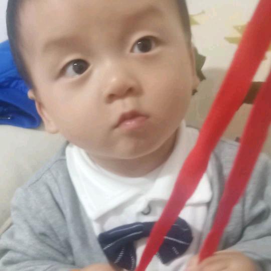 琼