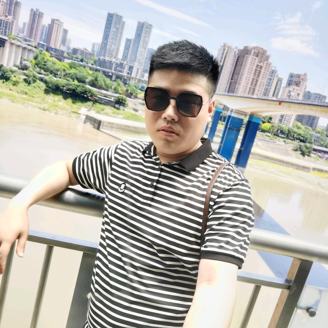 爱自驾的兰庭装饰