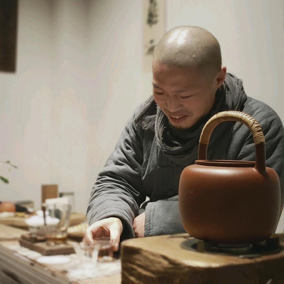隐谷山人