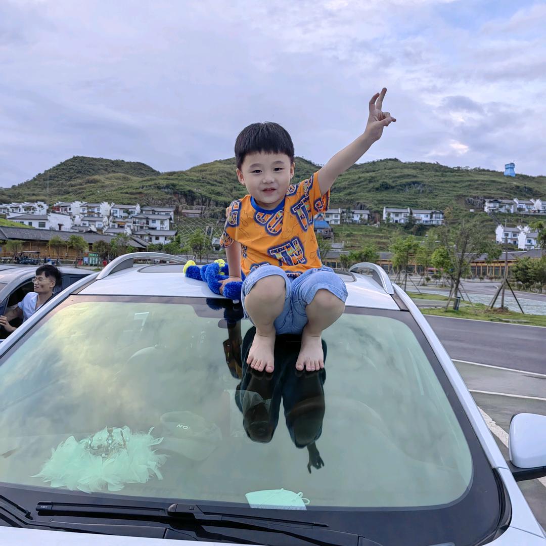请叫我晨哥