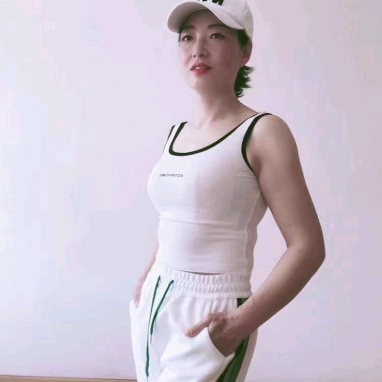 阳光玫瑰健身