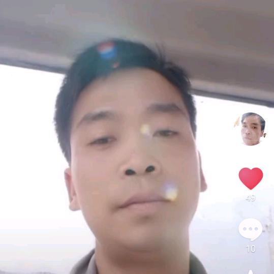 杨刘依依