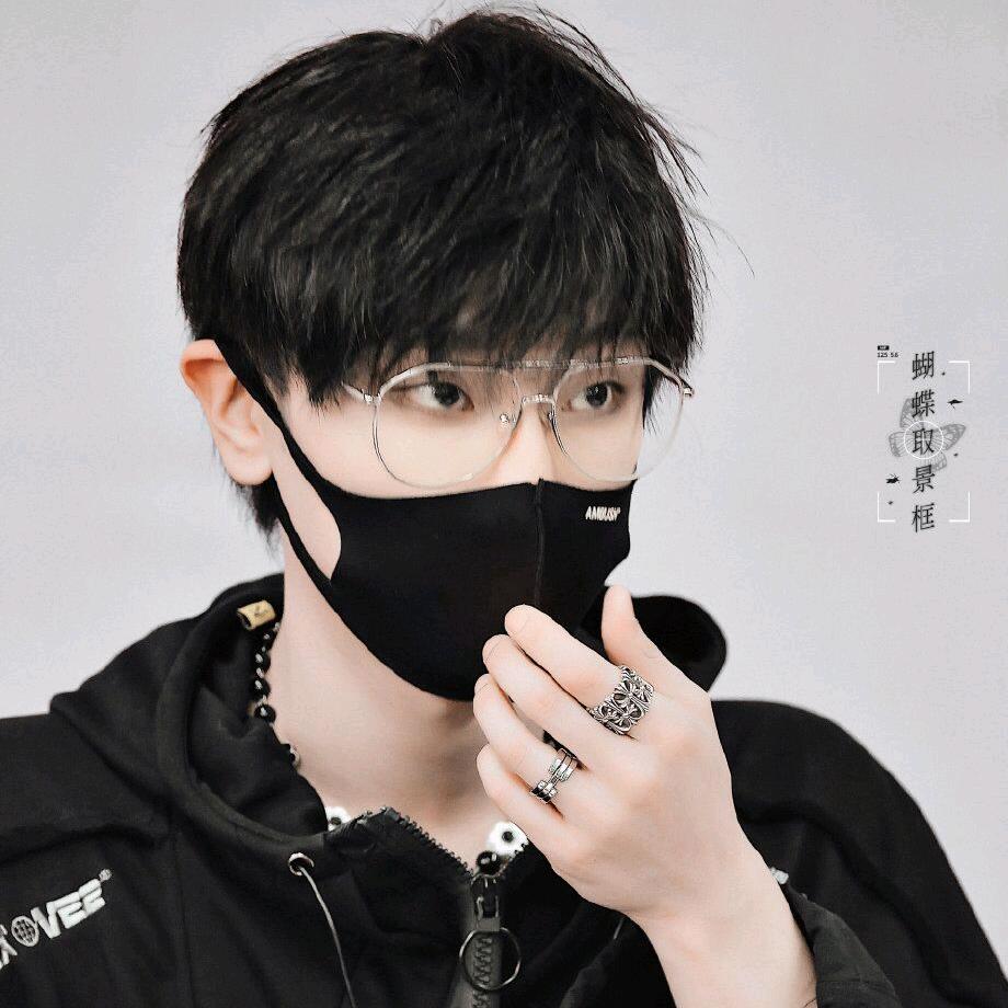 景轩柒梅羊