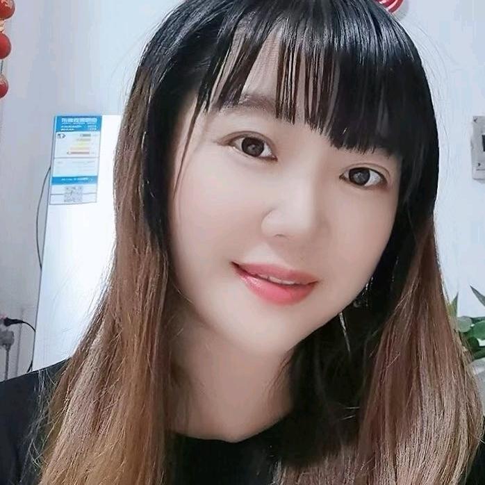 名惠惠小姐姐