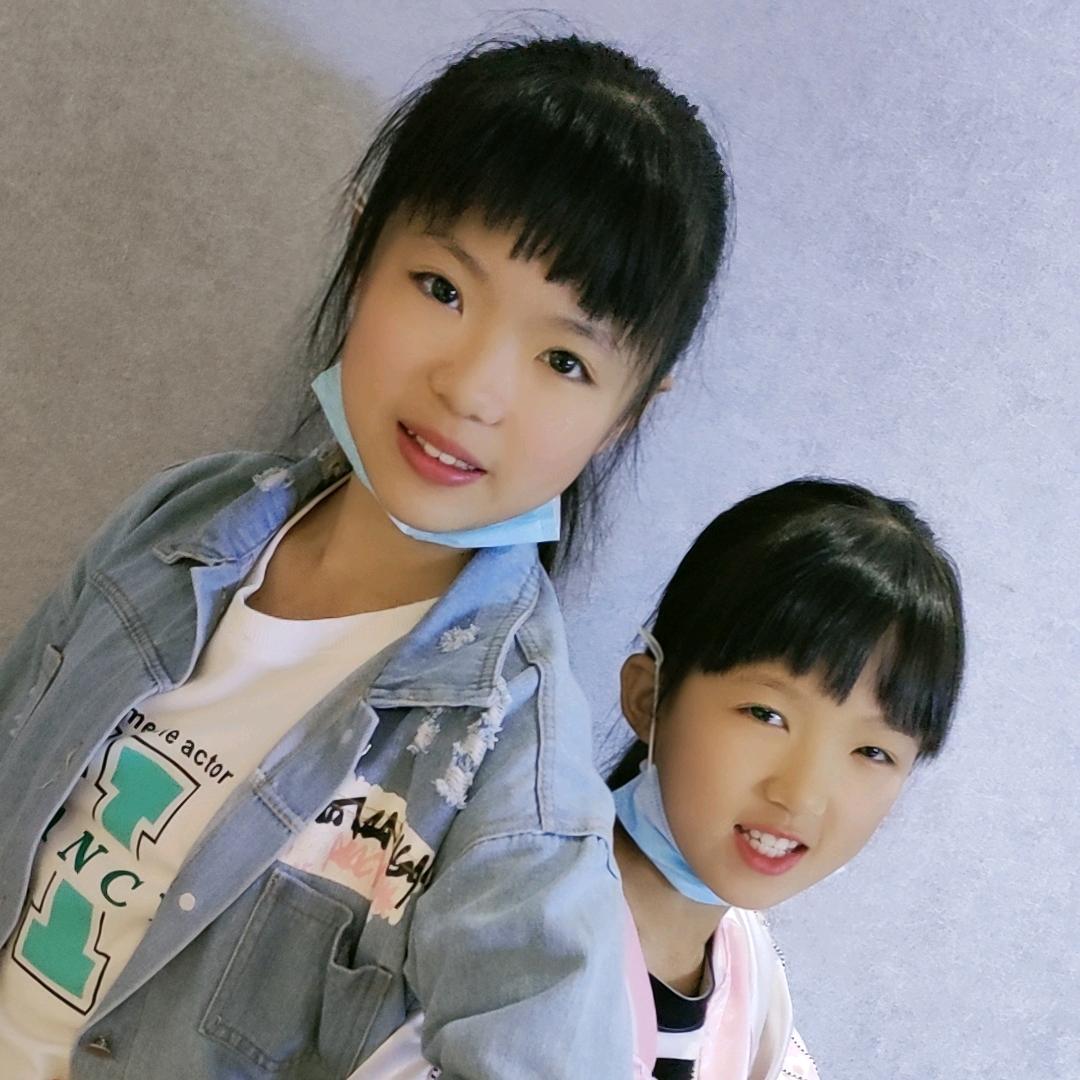 思思V琳琳