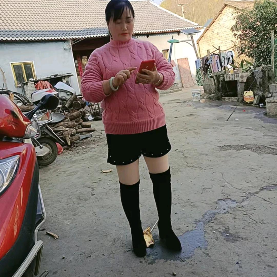 姜兴英