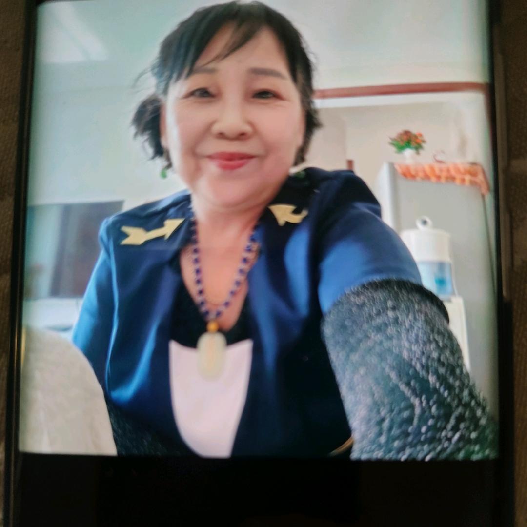 能启英(很高兴认识你)