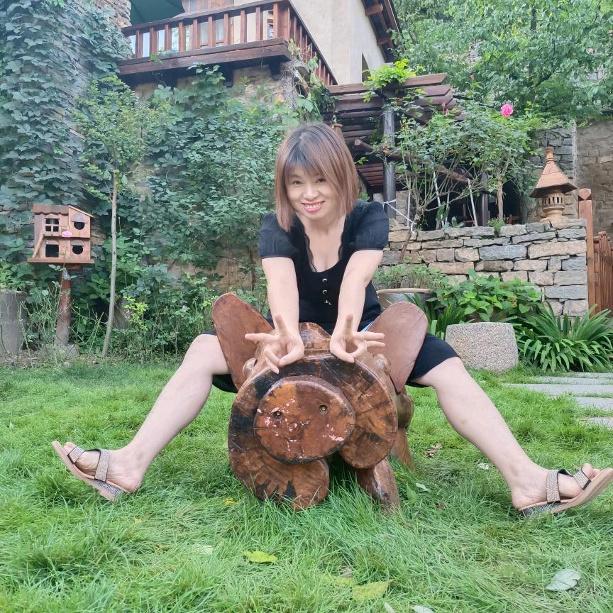 导游范英逛临汾(达人名汇)