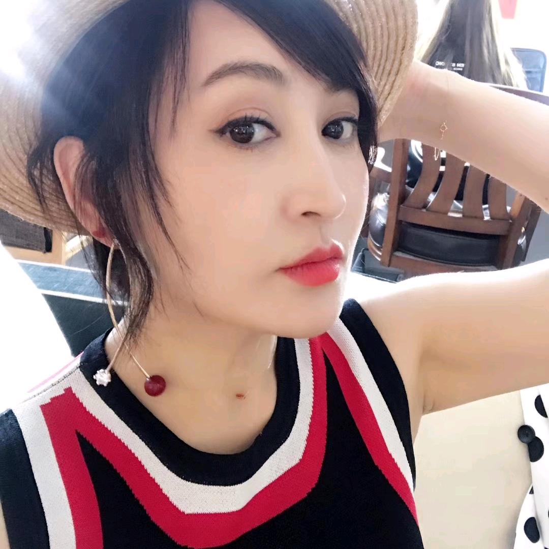 戴丽