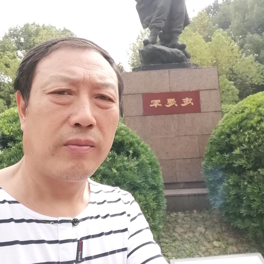 看破红尘，，，，，的哥